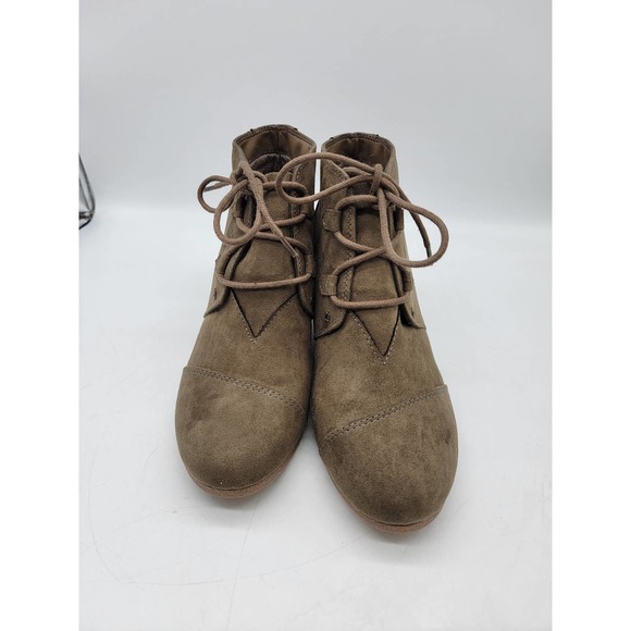 Simply Styled NWOT Lace Up Ankle Boots Women's Size 9 Green Wedge Heel Fabric - Picture 3 of 9